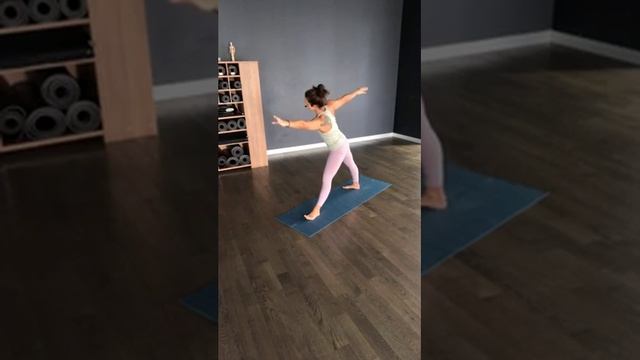 Комплекс 50 мин со связкой Бхуджапидасана/титибхасана/курмасана смотреть онлайн