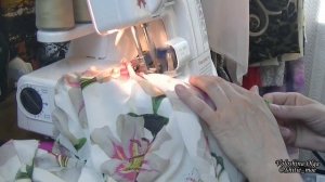 Сборка волана на оверлоке.