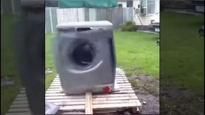 Стиральная машинка сошла с ума