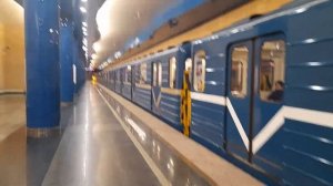 Станция метро Дунайская