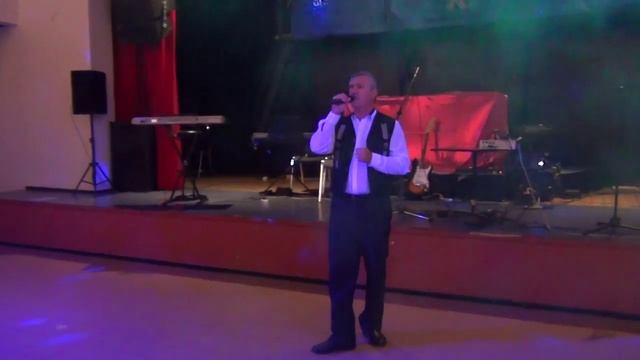 У берёз и сосен песня Антонова поёт Ярослав Семёнов смотреть онлайн