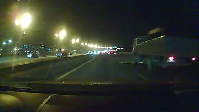 Непонятное свечение. Москва. МКАД 21.11.2014 смотреть онлайн