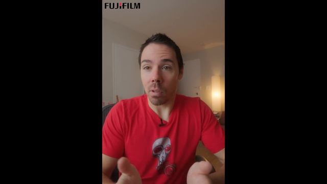 SCARY Week For The Future of Cameras! (Canon R100, Fuji XS20, 8mm f3 5, Sony ZV1 II) смотреть онлайн