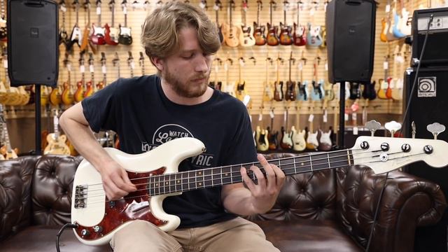 Guitar of the Day: 1961 Fender Precision Bass | Norman's Rare Guitars смотреть онлайн