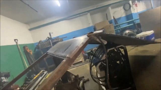 Изготовление саней для снегохода, для установки мачты с буровым вращателем и маслостанции! смотреть онлайн