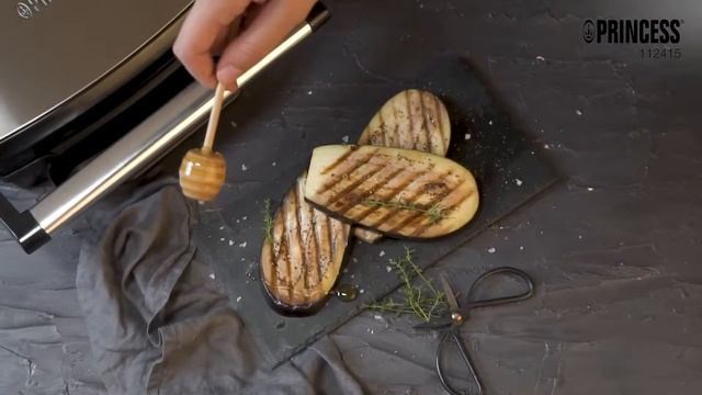 Gril Panini Princess 112415 Panini Grill - Couvercle flottant - Peut se ranger à la verticale смотреть онлайн