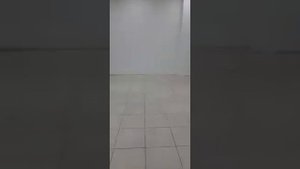 Глубокая чистка керамогранита после ремонта. Удаление следов краски.