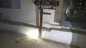 ИССЛЕДУЕМ ПОДВАЛ ШКОЛЫ