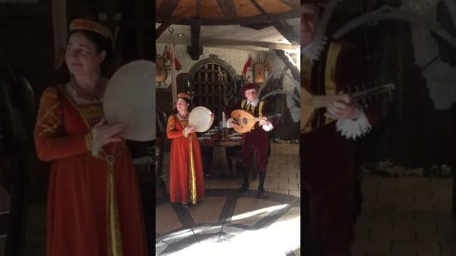 "В этом мире все для двоих!" Ансамбль старинной музыки "Возрождение", Краснодар ЦГБ им. Некрасова