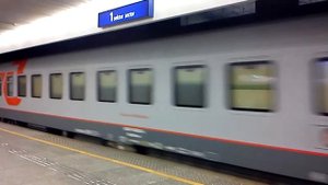 Paris - Moscow train at Warsaw Central Station (поезд Париж - Москва)