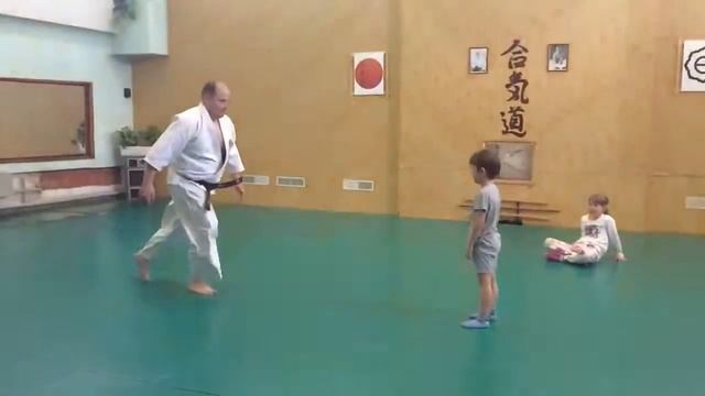 Каскадерской трюк в исполнении Димы и Ильи Базатиных. смотреть онлайн