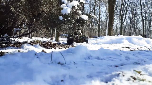 RC танк "Королевский тигр" (1:16), в поисках цели. смотреть онлайн