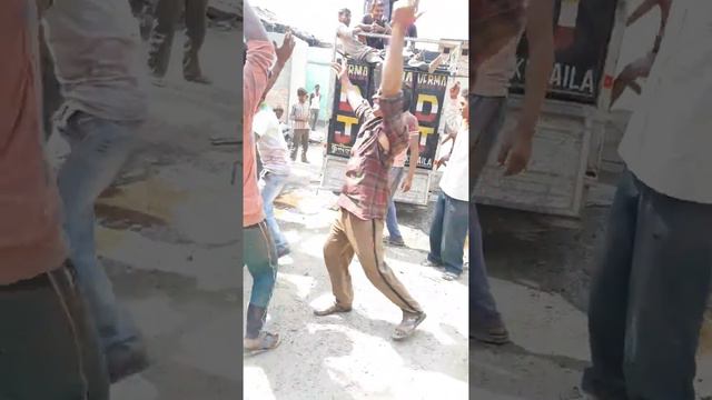 Happy holi in kusaila Sitapur смотреть онлайн