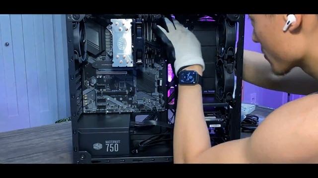 Best $1500 Intel Gaming Build - RTX 2070 Super, i7 10700 (w/ Benchmarks) смотреть онлайн