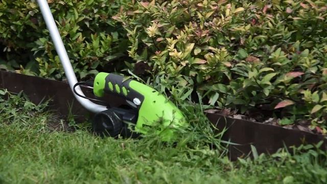 Аккумуляторные ножницы кусторез Greenworks 3,6 В обзор и стрижка газона смотреть онлайн