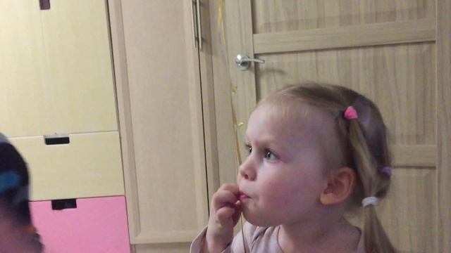 Черные пельмени | Муравьи-то не заразные | Творожная запеканка | Катаемся на скейте