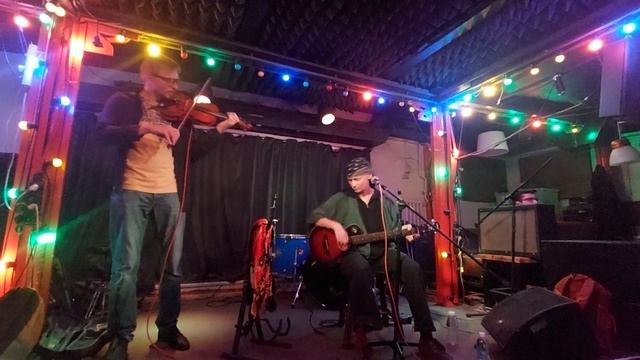 Аня Герасимова - Маленький двойной + Eбy и плачу. 27.09.22, акустика с Василием Егоровым. смотреть онлайн