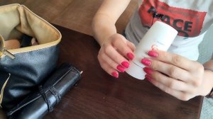 АСМР. Что в моей косметичке. Близкий шёпот.