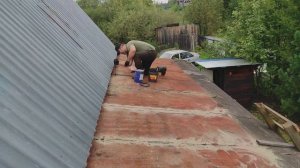 Простой ремонт от протекания крыши При помощи гидроизола