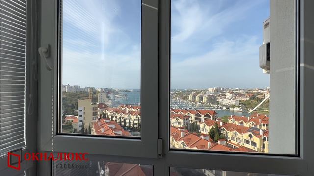 Кассетные горизонтальные жалюзи на видовые окна в Севастополе. Купить жалюзи в Севастополе. Окналюкс