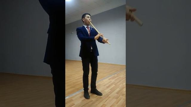 Нурсултан Зарипов. Игра на Курае. Башкирская танцевальная.