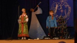 Метелица: Вдоль по улице метелица метёт, скоро все она дорожки заметет