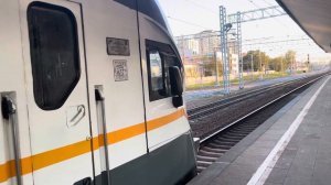 ЭП2Д-0007 сообщением Апрелевка-Крутое Прибывает на станцию Очаково и неправильно настроенное табло