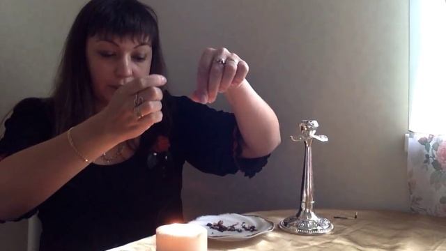 Приворот на волосы.