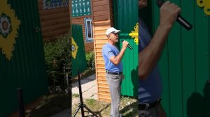 Ильфат Гилязетдинов Кадерле  дусларны Сабантуйлар  белэн  котлый.
