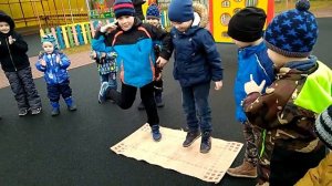 Масленица. Танец мальчишек группа "Знайки"