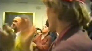 Crvena vezda-Robert Prosinecki peva  Srpske pesme.flv