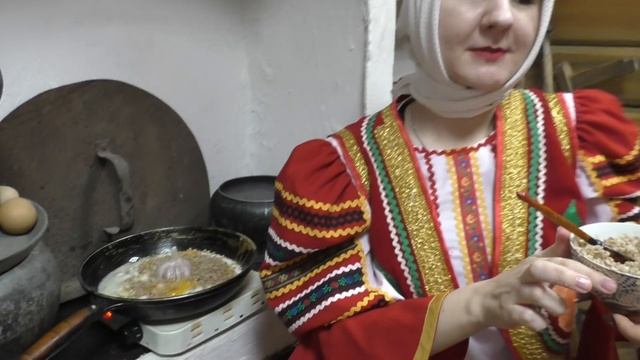 Свадебный обряд Мантуровского района. "Яичница" смотреть онлайн