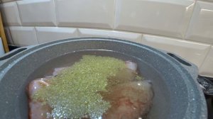 КАК СВАРИТЬ КАЛЬМАРА ДЛЯ САЛАТА