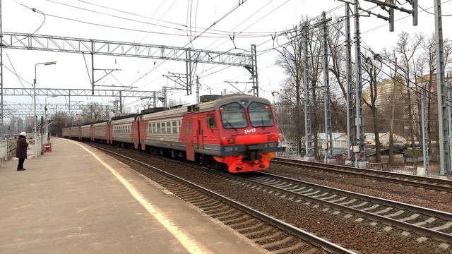 Электропоезд ЭД4М-369 сообщением Зеленогорск - Санкт-Петербург смотреть онлайн