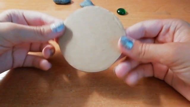 Что можно сделать из старых журналов?/Подставка для канцелярии||DIY смотреть онлайн