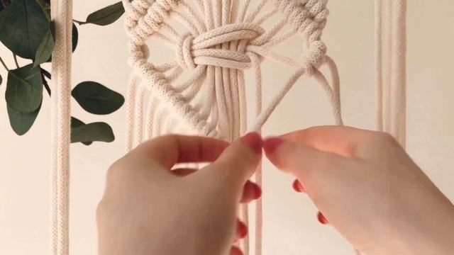 Boho macrame wall hanging tutorial - Easy beginners DIY