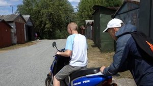 катаемся на скутере