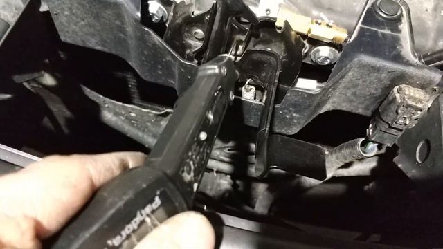 Lexus RX 300. Защита от угона в Ростове-на-Дону. Установка сигнализации + замок капота + замок АКПП смотреть онлайн