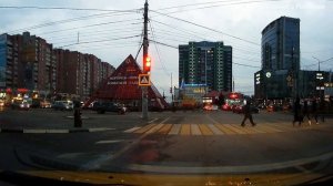 Обзор перекрёстка - Памятник славы