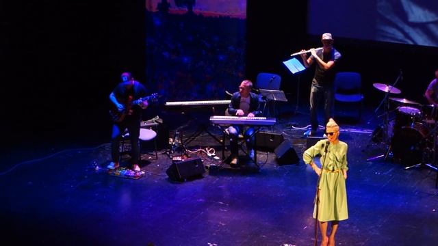 "Ты мое дыхание" песня Ады Якушевой исполняет Варвара Визбор смотреть онлайн