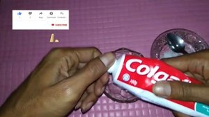 Как удалить зубной камень и отбелить зубы естественно и быстро