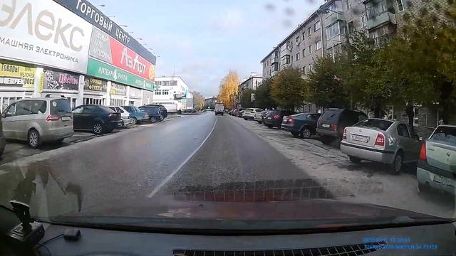 Приехал на почту Почтовая дом 5 в город и тут компьютер завис , ждал час всё заработало смотреть онлайн