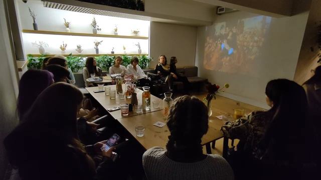 Как смотреть на цветы? Лекция о языке цветов в искусстве смотреть онлайн