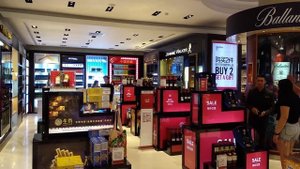 Твой путеводитель из дома на остров Бали (Индонезия): аэропорт, багаж, дьюти фри, виза, такси.