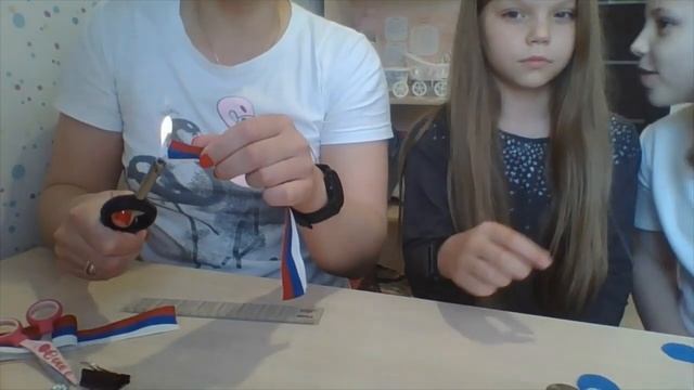 Мастер-класс по изготовлению броши «Российский флаг» смотреть онлайн