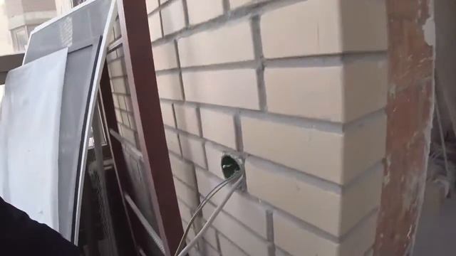 Двухкомнатная квартира. Электромонтаж без распределительных коробок. Фиксация трафика проводов. смотреть онлайн