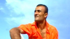 ARTUR PETROSYAN ...ZUYG MOMER...