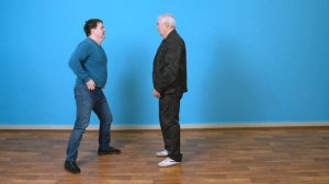 Защита от прямого удара болевым.