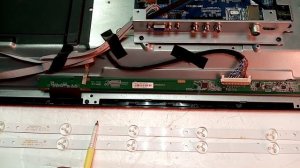 Телевизор STARWIND SW-LED32R301BT2 нет изображения.