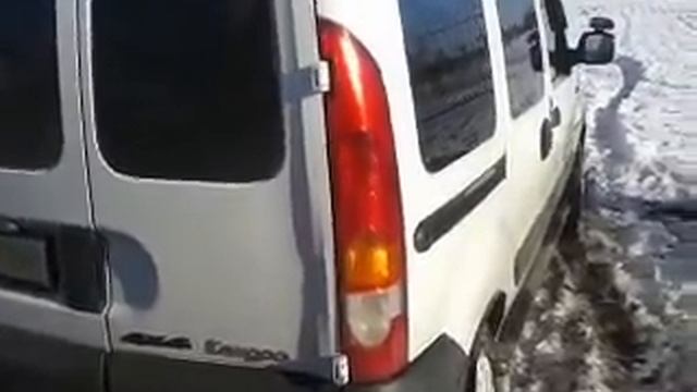 RENAULT KANGOO 4x4 испытываем дома. смотреть онлайн